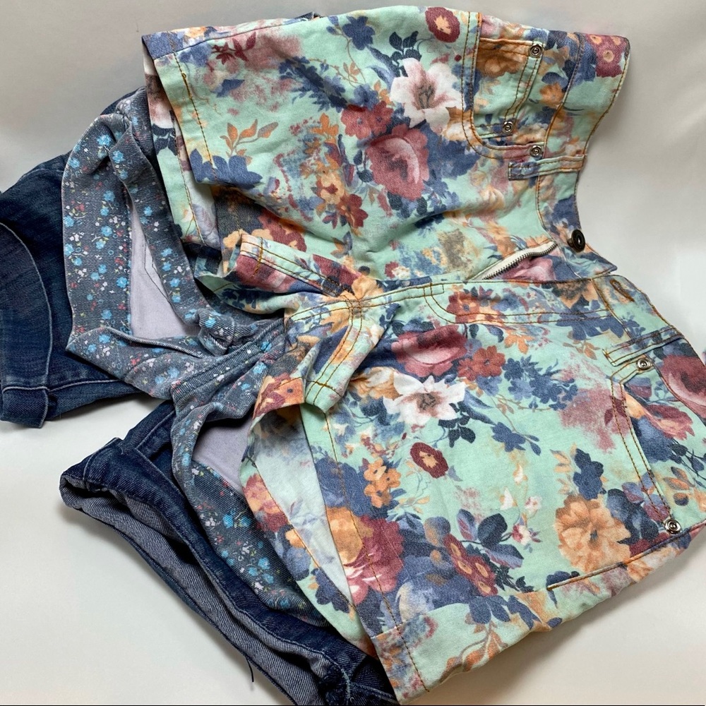 Summer floral shorts bundle Sz 3/4